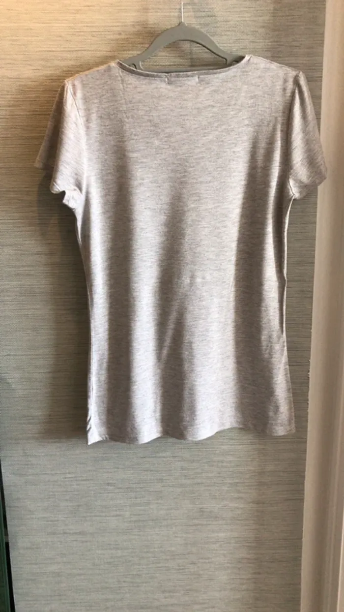 T-shirt Monshowroom gris - photo numéro 3