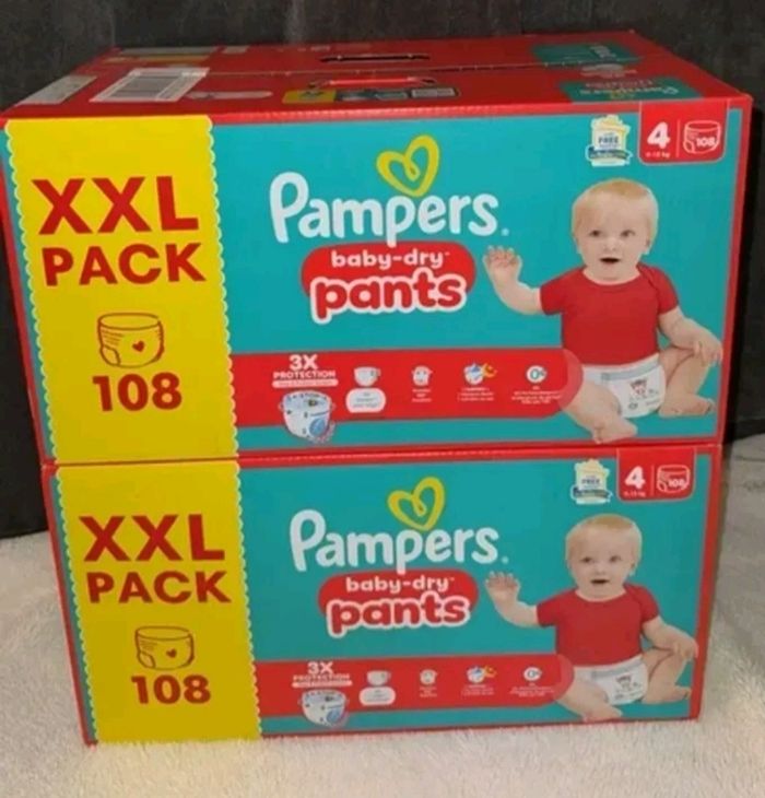 Lot de 2 cartons Pampers pants taille 4 xxl