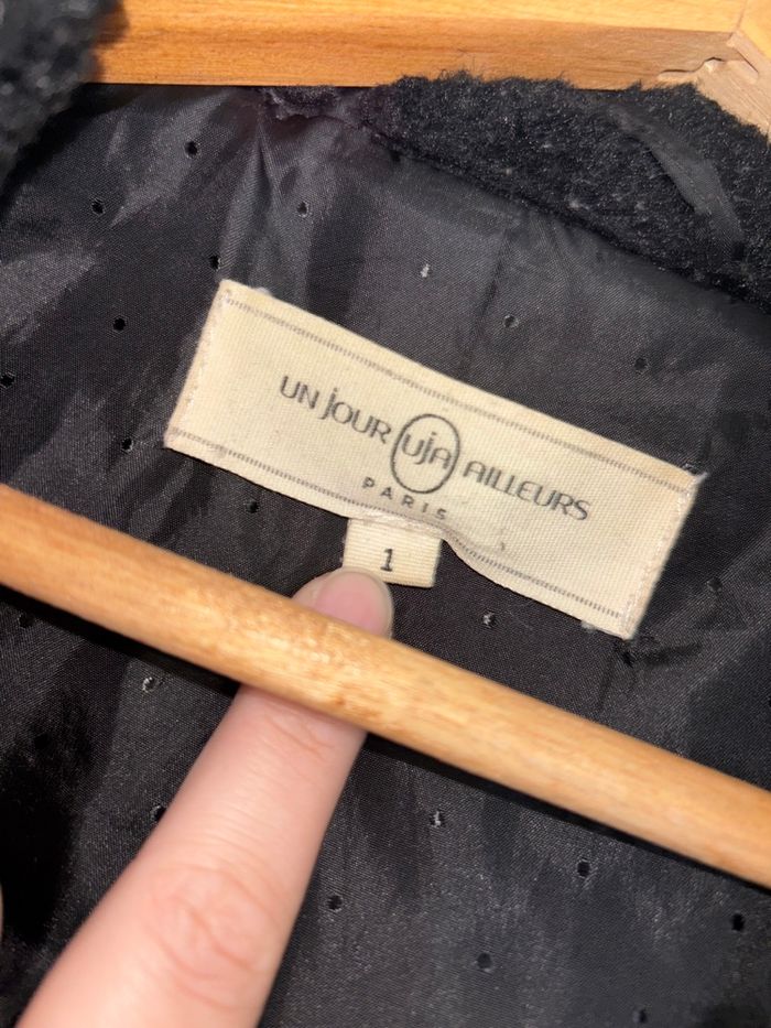 Manteau court en fausse fourrure - photo numéro 3