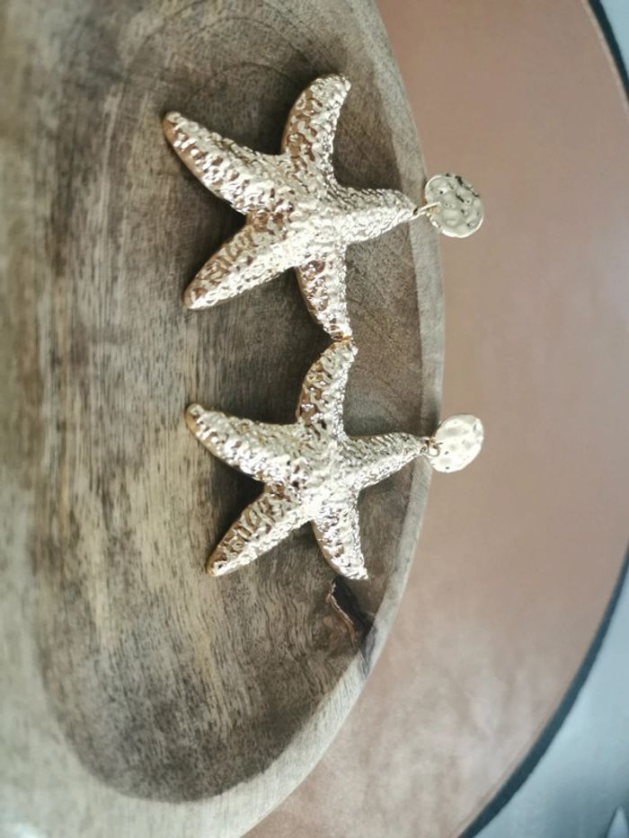 Boucles d'oreilles étoiles de mer dorées - photo numéro 2