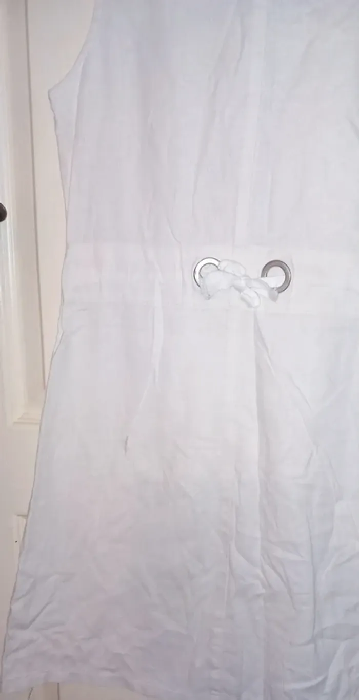 Robe droite - photo numéro 4