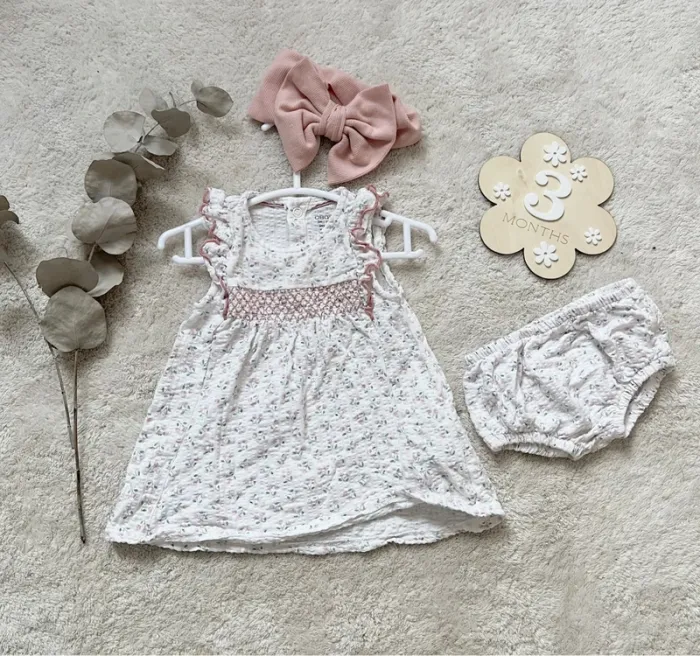 Robe et culotte fleurs 3 mois - photo numéro 2