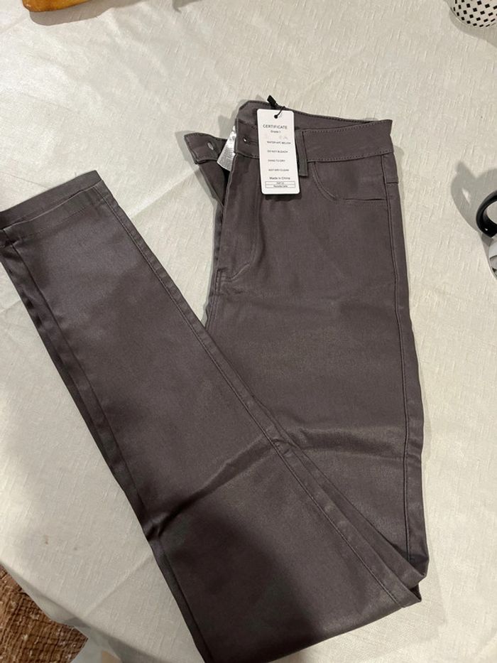 Pantalons effet sky gris