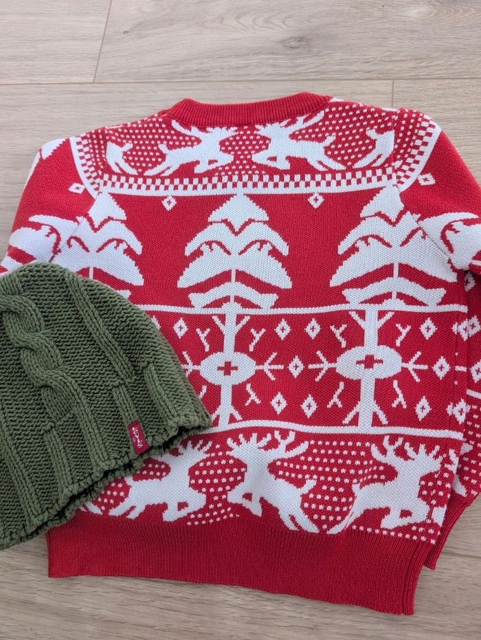 Pull noël + bonnet Levi's