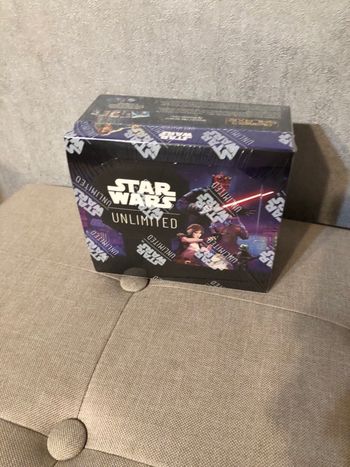 Display Star Wars Unlimited Ombres de la Galaxie Boite de 24 boosters FR