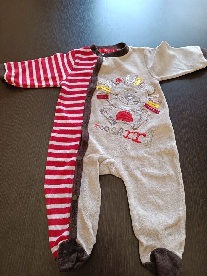 Pyjama - photo numéro 7