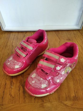 paire de basket rose pointure 29