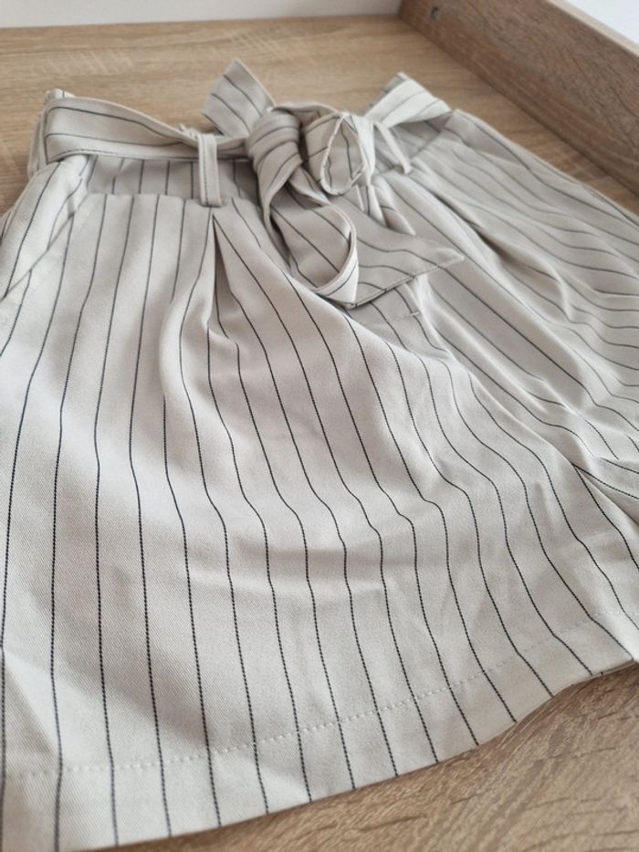 🎀 Short à rayures 🎀 - photo numéro 2