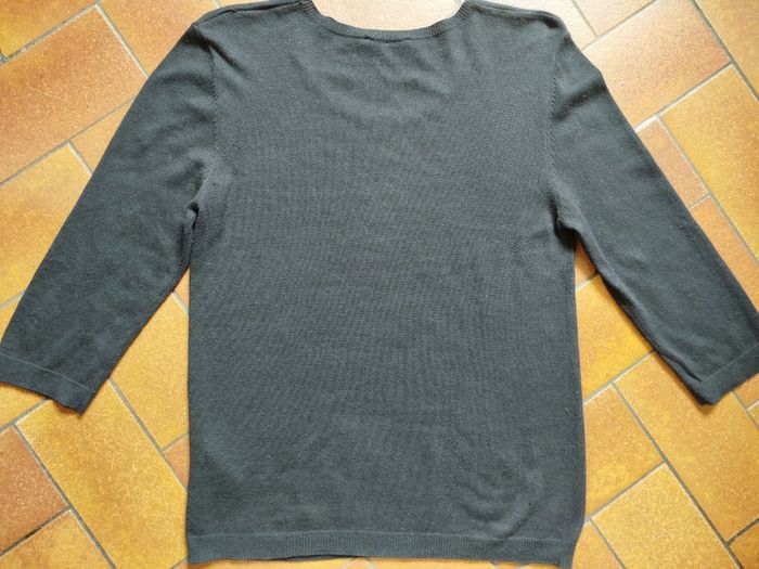 Pull Caroll taille 46 noir et strass manches 3/4 Comme Neuf - photo numéro 3