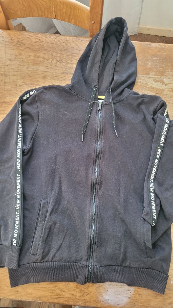 Veste à capuche