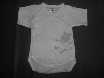 Body, taille: 3 mois à 0,50 EURO