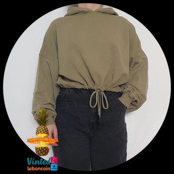 Sweat à capuche large crop top stranger things