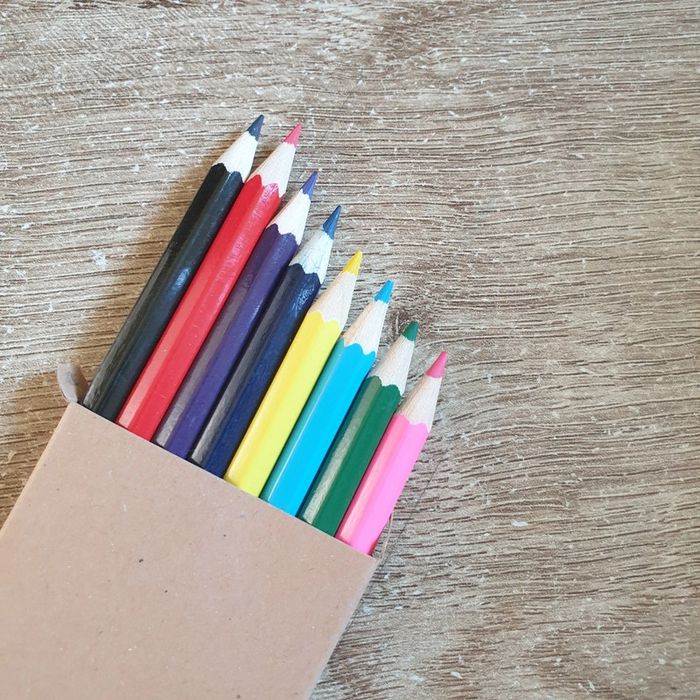 📚 Boîte de petits crayons de couleurs neuf #emyfleury_scolaire - photo numéro 2