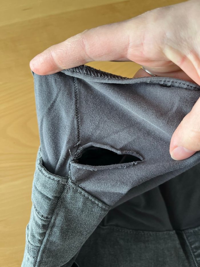 Jean de grossesse gris clair Kiabi 42 - photo numéro 3