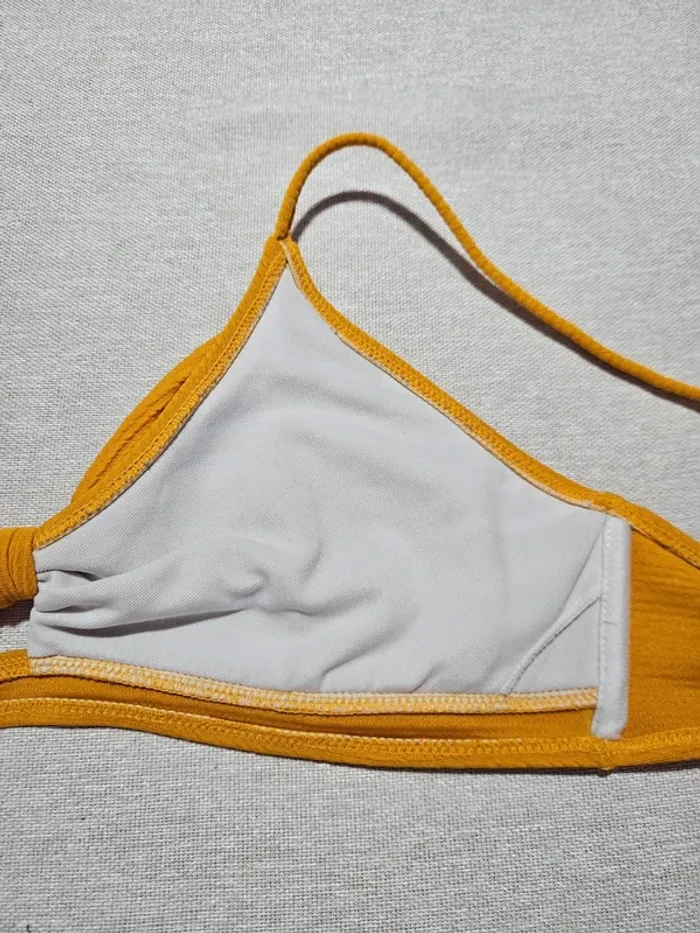 Haut de maillot de bain - photo numéro 7