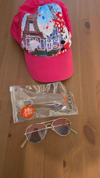 🩷🤩😍 casquette disneylandparis et lunettes de soleil Tapealoeil fille 😍🤩🩷