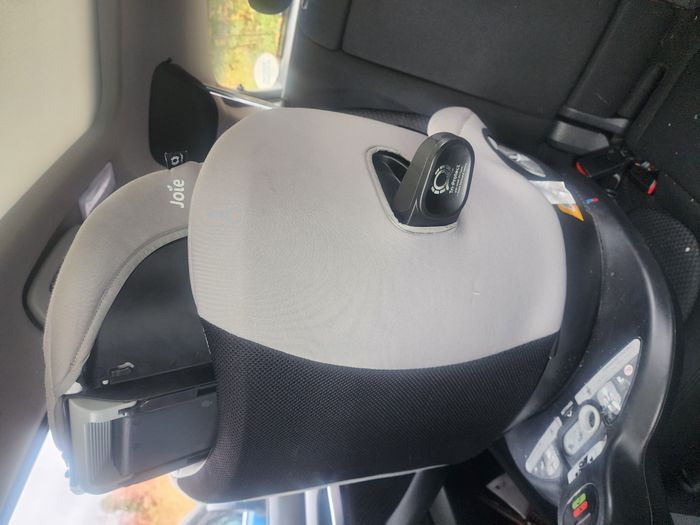 Siège auto Joie 360 Isofix inclinable 0-4ans - photo numéro 3