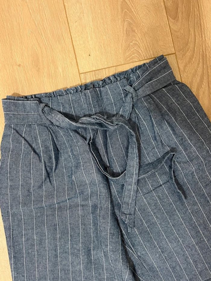 Pantalon bleu rayé - photo numéro 3