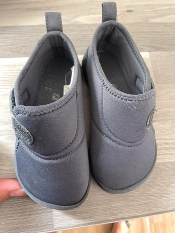 Chaussons decatlhon 25