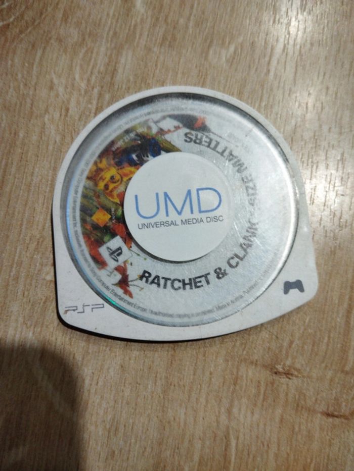 Ratchet and clank la taille ça compte psp