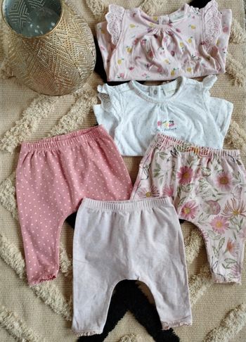 Lot leggings/ tee shirts été