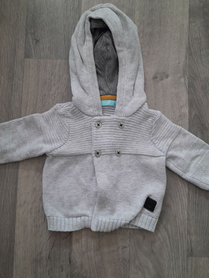 Gilet capuche