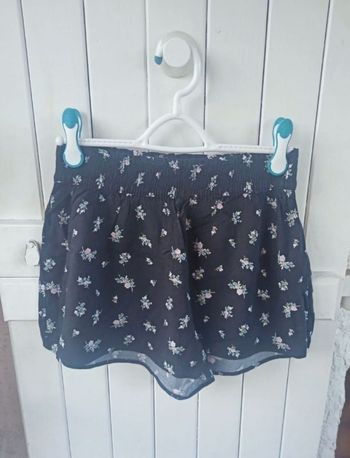 Short fluide imprimé fleurs h&m 38