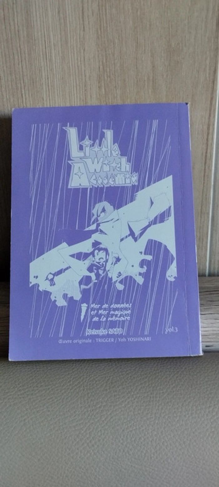 Little Witch Académia livre manga