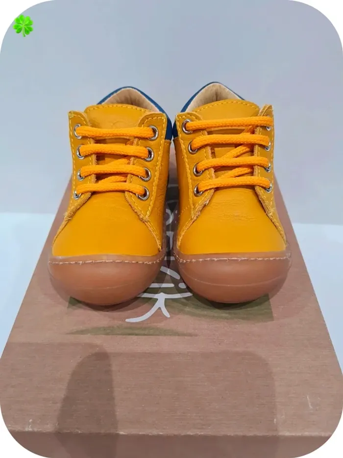 Chaussures souples Norvik taille 19 - photo numéro 2