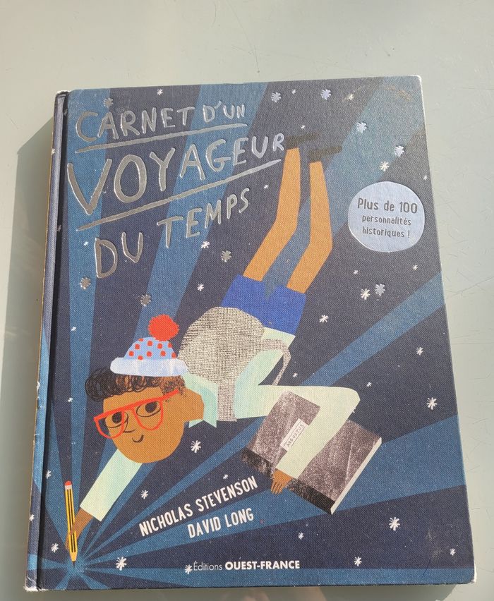 Beau livre Carnet d'un voyageur du temps ⌛️ - photo numéro 2