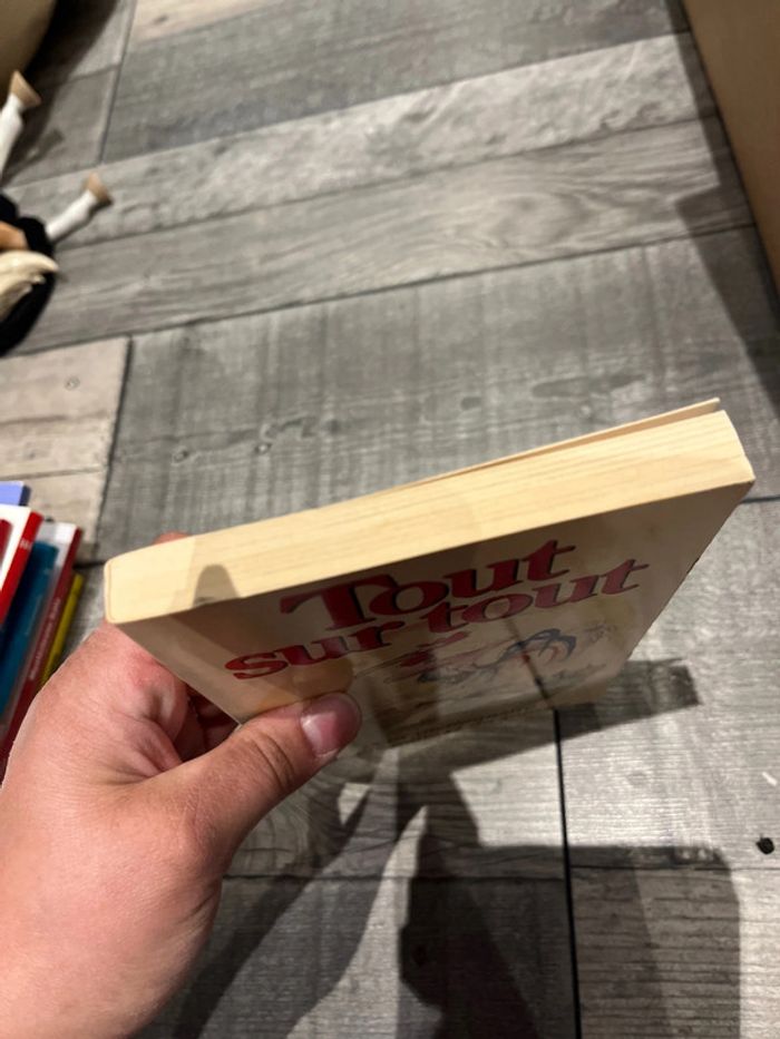 Livre tout sur tout - photo numéro 3