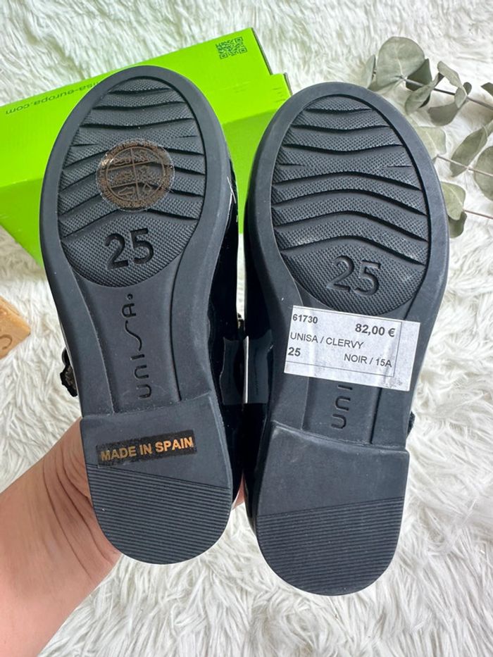 Paire de ballerine à bride Unisa taille 25 - photo numéro 6