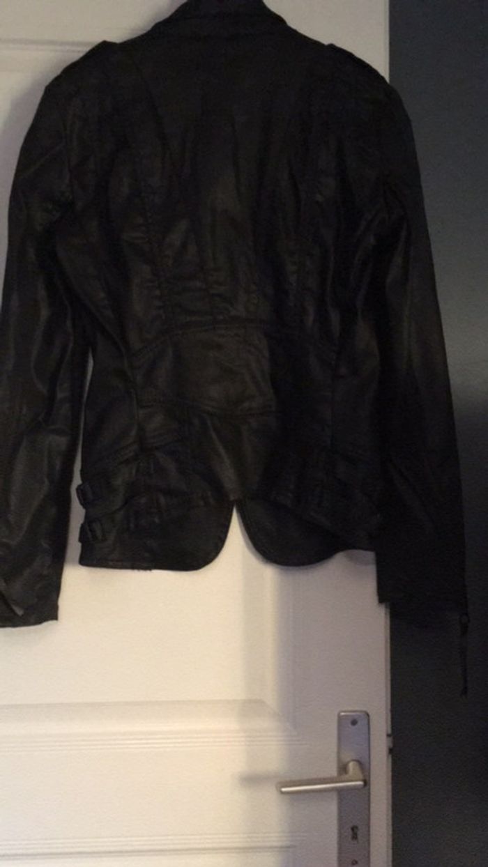 Veste - photo numéro 4