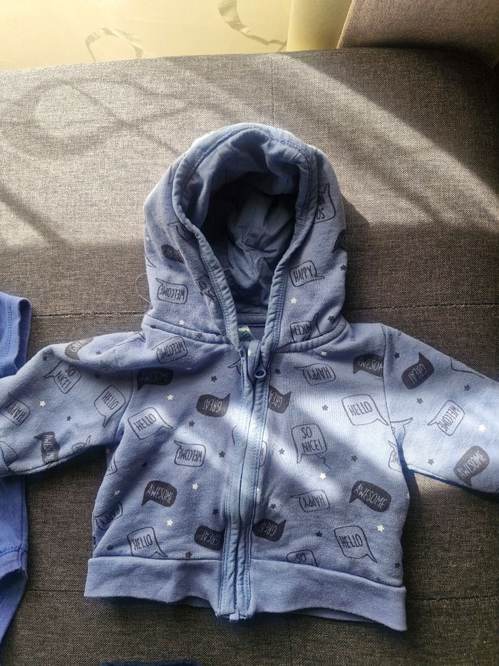 Ensemble  3 pièces jogging bébé - photo numéro 2