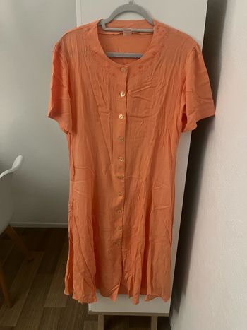 robe orange