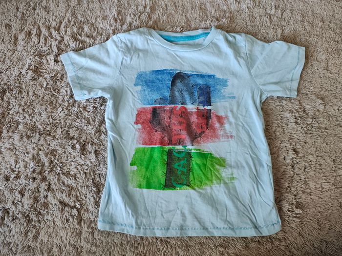 Tee-shirt taille 5 ans
