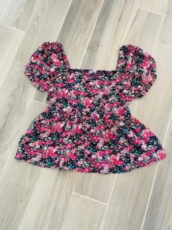 Blouse fleurie été 36-38 top péplum