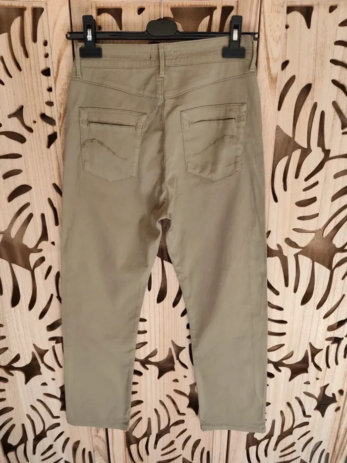 Pantalon 7/8 ème kaki T 36 Ober - photo numéro 7