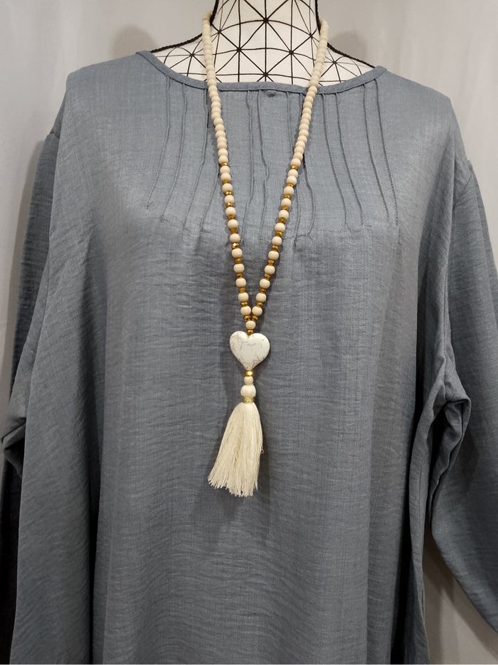 Chemise ample grise  grande taille 54 – col plissé, ourlet irrégulier et style nomade chic - photo numéro 5