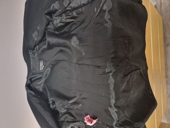 Veste KYUSO - T. 38 - Excellent état - photo numéro 4