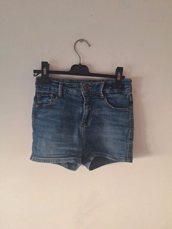 Short 10 ans