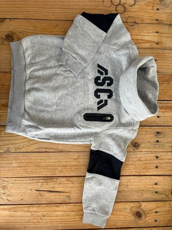 Sweat-shirt kiabi 4 ans