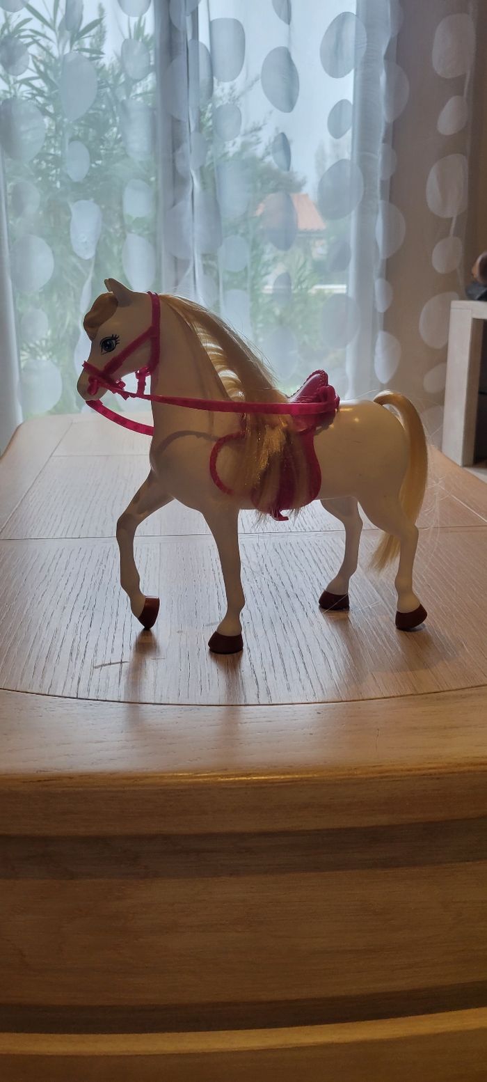 Cheval Barbie