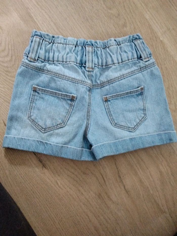Short en jean 3 ans - photo numéro 4