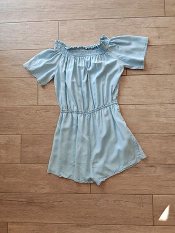 Combi short épaule dénudée bleu ciel taille 42