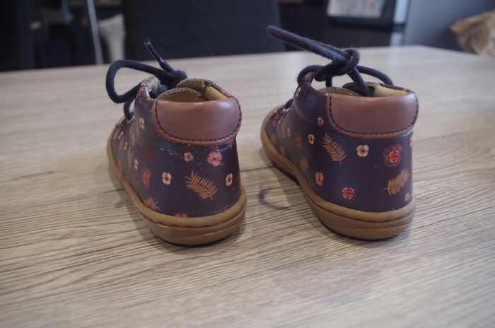 Chaussures Cuir Bellamy - Modèle "Feuillage Violet" - Pointure 21 - photo numéro 3