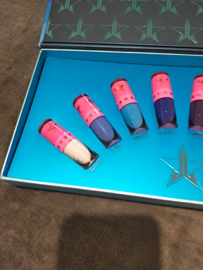 Coffret rouge à lèvres Blue blooded - photo numéro 2