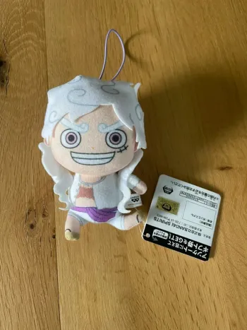 One Piece - Peluche Monkey D. Luffy Gear 5 Nika 13 cm