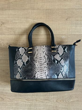 Sac à main noir et imprimé bon état 