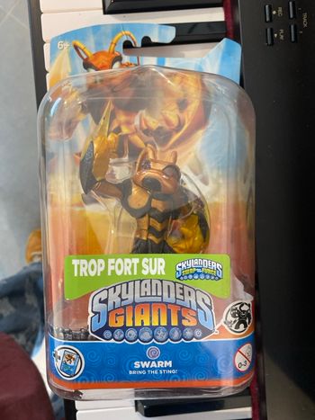 Skylanders giants  swarm neuf 